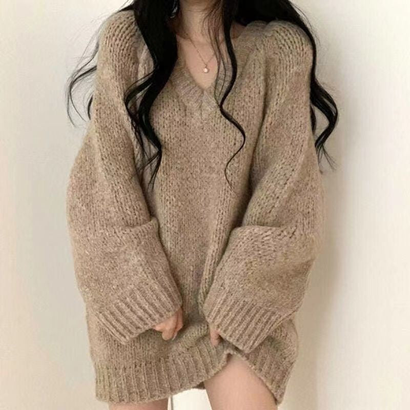 Pull-over décontracté oversized pour femmes avec décolleté en V profond et matière en tricot douce Chic und Stil
