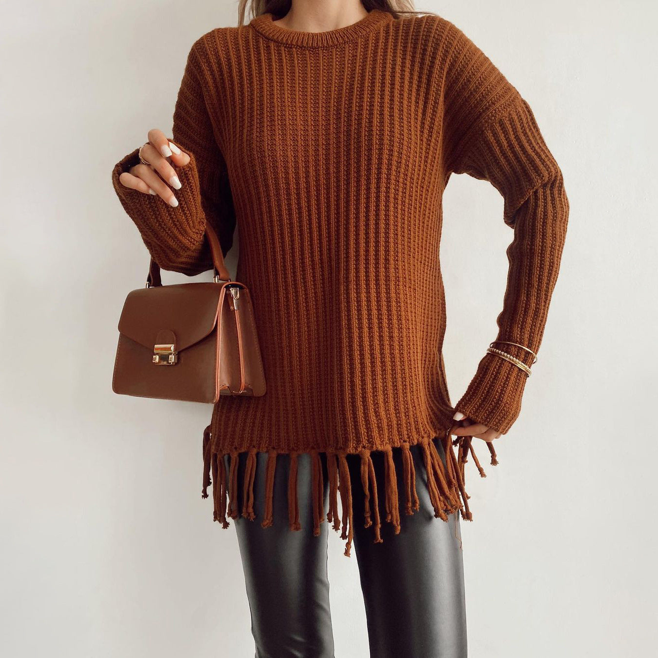 Pull en tricot pour femmes avec ourlet frangé Chic und Stil