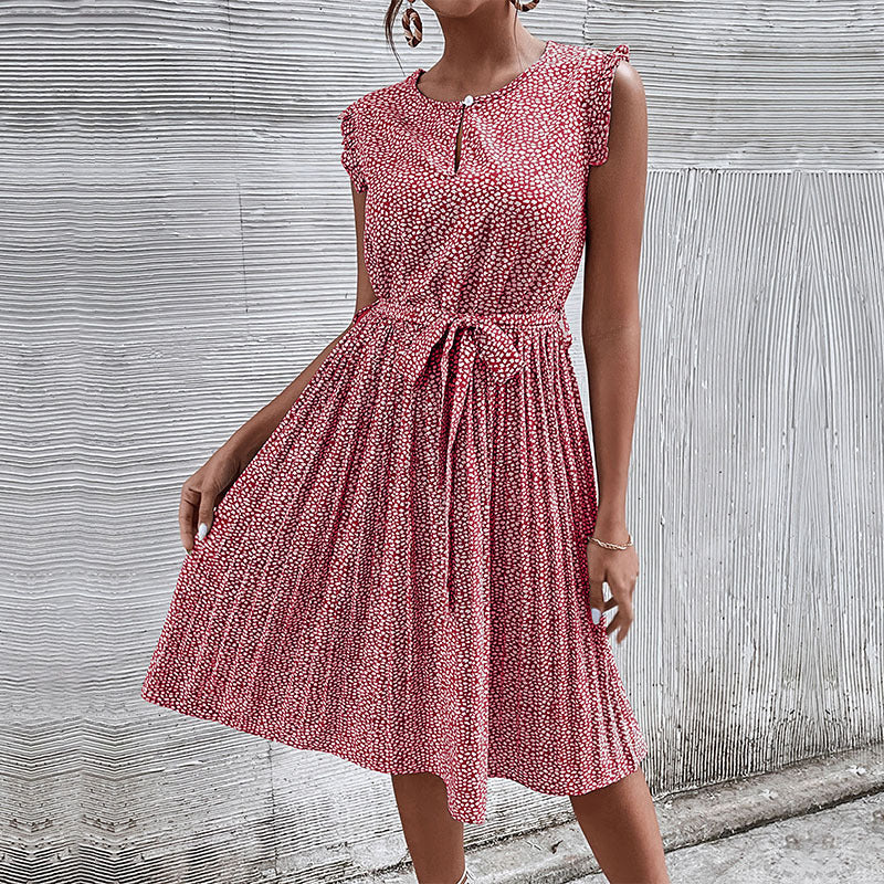 Robe à A plis pour dames avec ceinture à la taille Chic und Stil