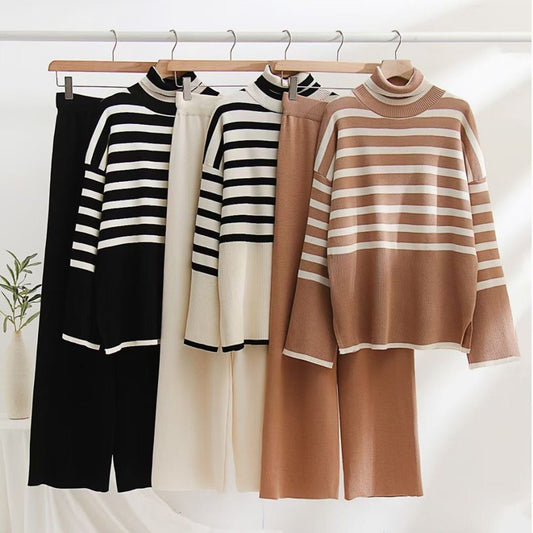 Pull en tricot rayé pour femmes avec une coupe ample et un col haut Chic und Stil