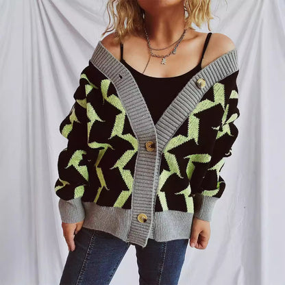 Dames gros tricot cardigan avec motif graphique et détails de boutons de haute qualité Chic und Stil