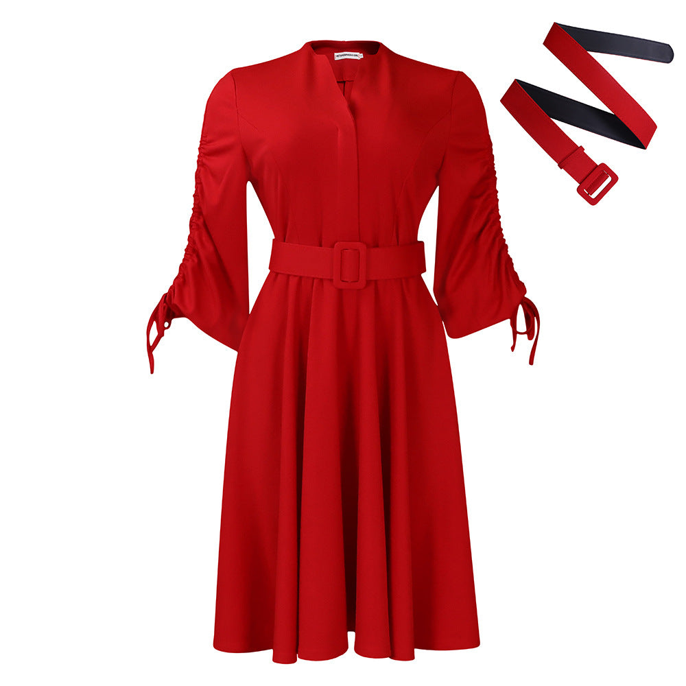 Robe pour femmes avec ceinture cintrée et manches à volants Chic und Stil