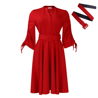 Robe pour femmes avec ceinture cintrée et manches à volants Chic und Stil