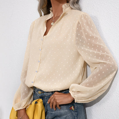 Blouse à volants pour femmes avec des manches transparentes et un motif à pois fin Chic und Stil