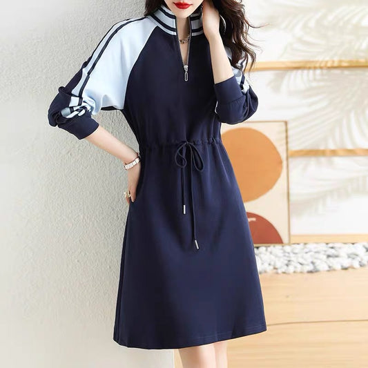 Robe zippée sportive pour femmes Chic und Stil