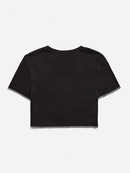 T-shirt pour femmes cropped avec impression graphique sportive Chic und Stil