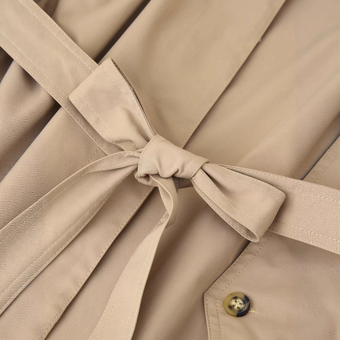 Chic and Style women's trench coat