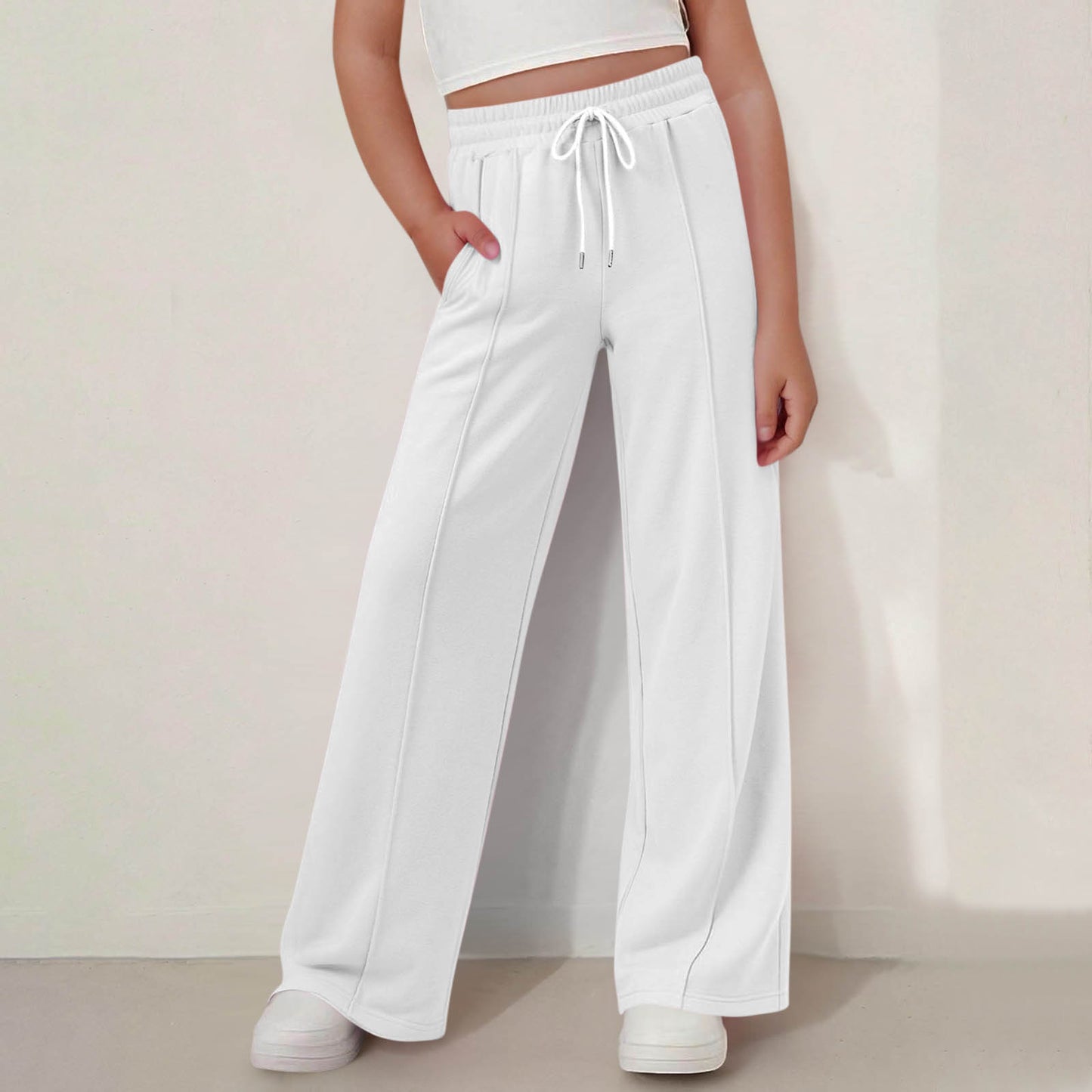 Chic and Style wide sports pants for women