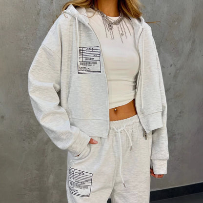 Casual set for women with cropped hoodie jacket and comfortable jogger pants Chic and Style