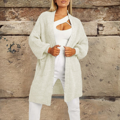 Cardigan tricot pour femmes avec décolleté en V profond et poches généreuses Chic und Stil