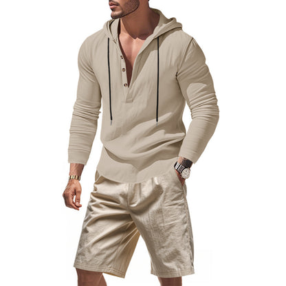 Homme t-shirt à capuche décontracté avec un design moderne à boutons et shorts confortables Chic und Stil