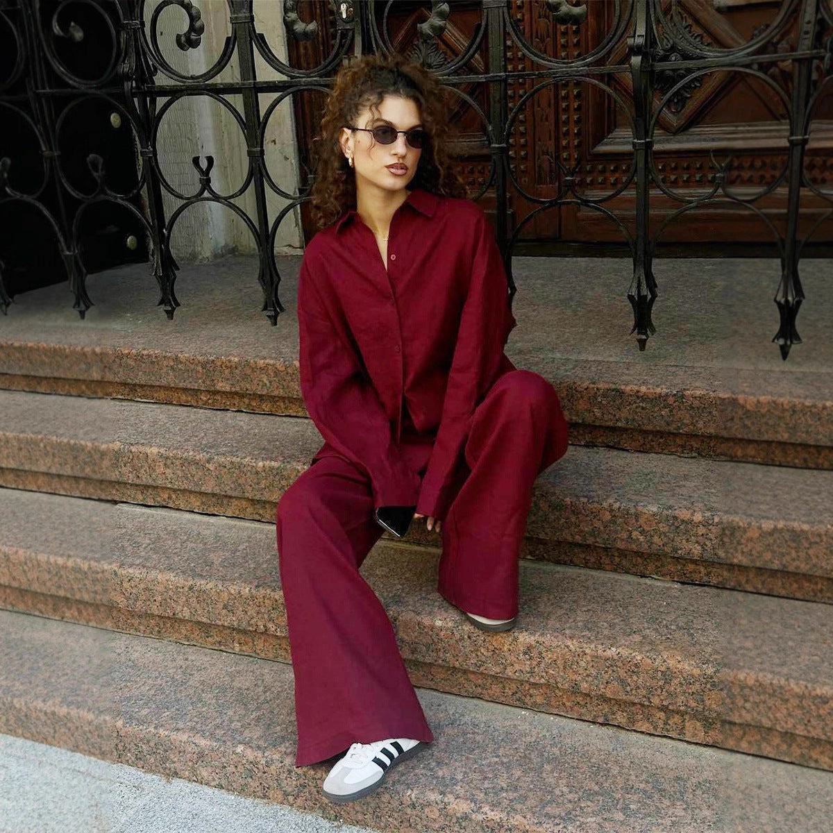 Casual linen set for women with a loose top and pants Chic und Stil