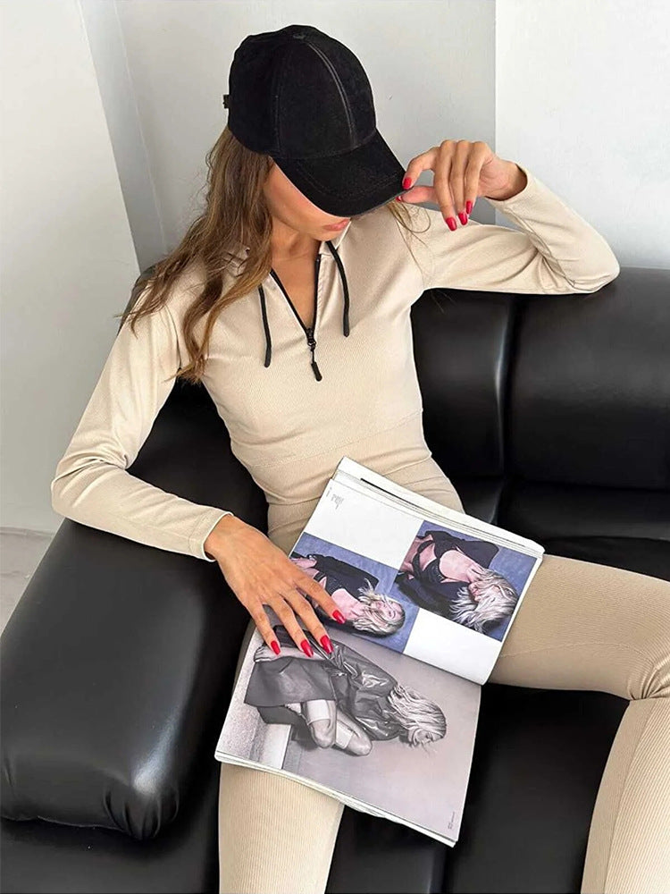 Body de sport féminin à manches longues avec fermeture éclair Chic und Stil
