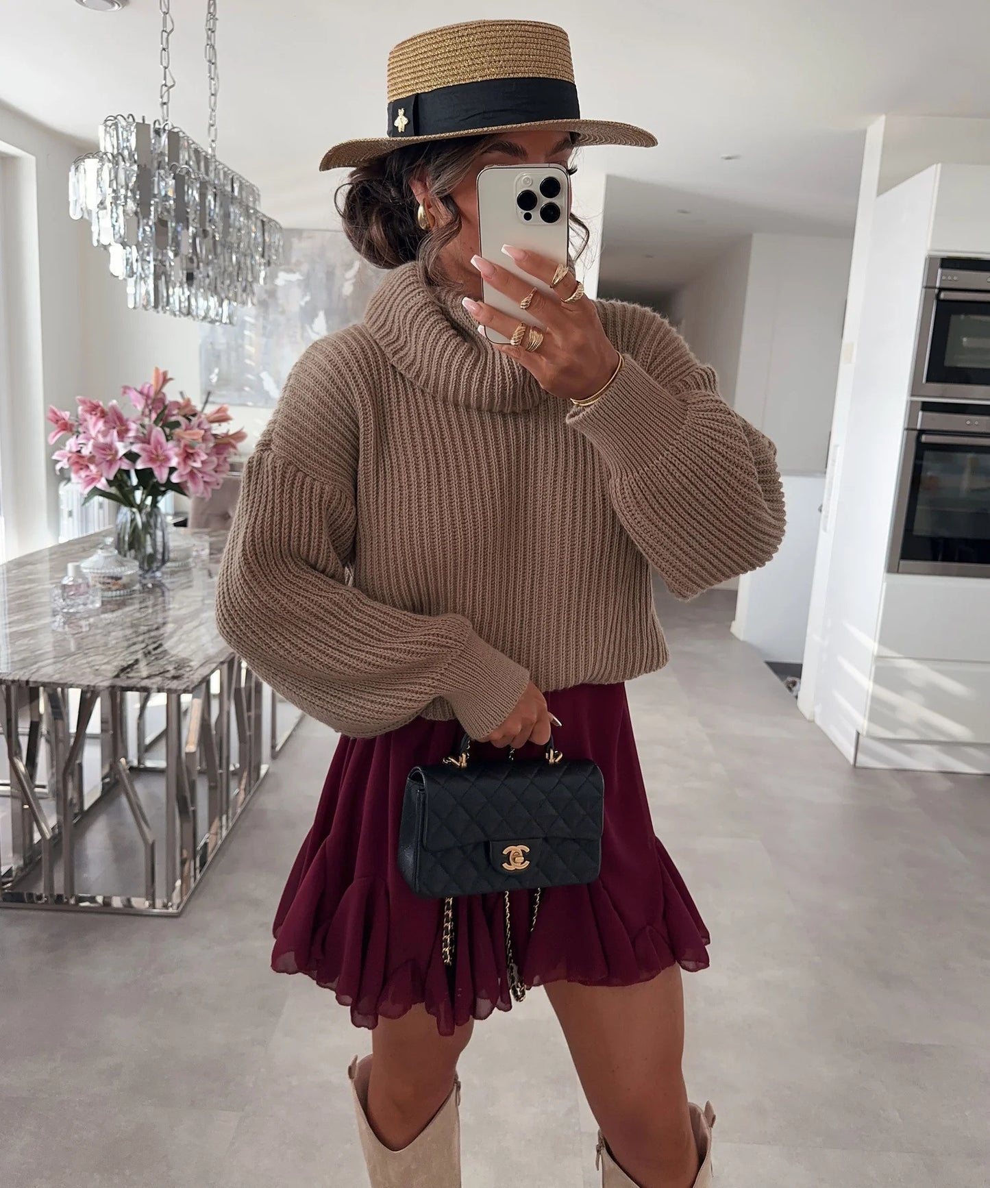 Pull en laine pour femmes avec col haut et manches volumineuses Chic und Stil