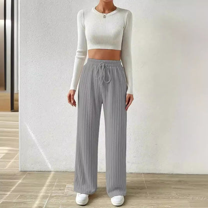 Casual stretch pants for women with elastic waistband and practical drawstring Chic and Style