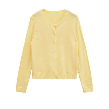 Women's lightweight cardigan with simple buttons and elegant cut Chic and Style