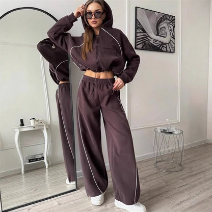 Chic and stylish women's hooded jacket and sweatpants set with side stripes