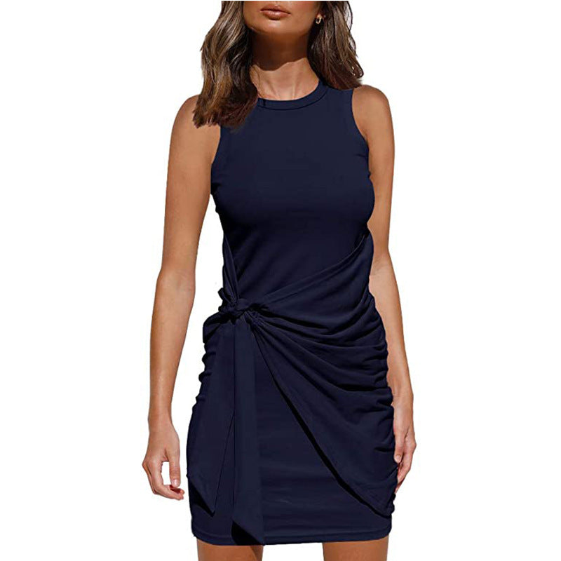 Robe Mini Drapée Tournée Sans Manches Chic und Stil