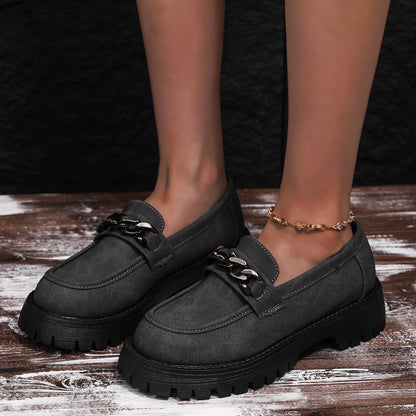 Dames Chunky Loafers avec application de chaîne et profil robuste Chic und Stil