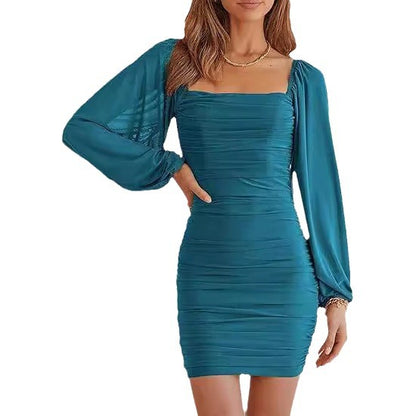 Robe mini ajustée pour femmes avec manches bouffantes et décolleté carré Chic und Stil