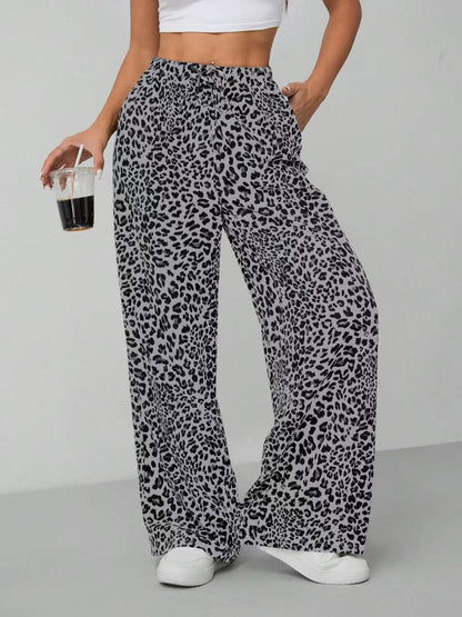 Leopard print palazzo pants for women with a relaxed fit Chic and Style