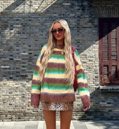 Dames pull tendance avec motif rayé coloré et coupe décontractée Chic und Stil