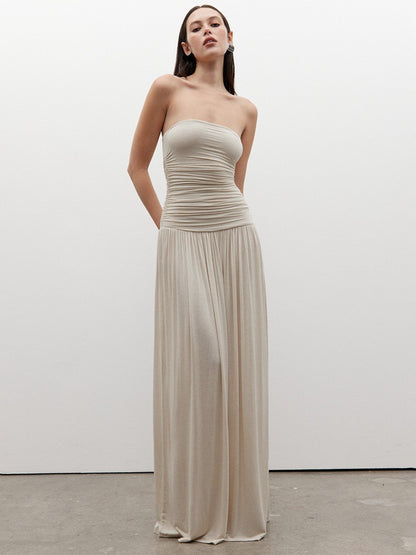 Robe maxi femme avec un haut froncé raffiné et une jupe fluide Chic und Stil