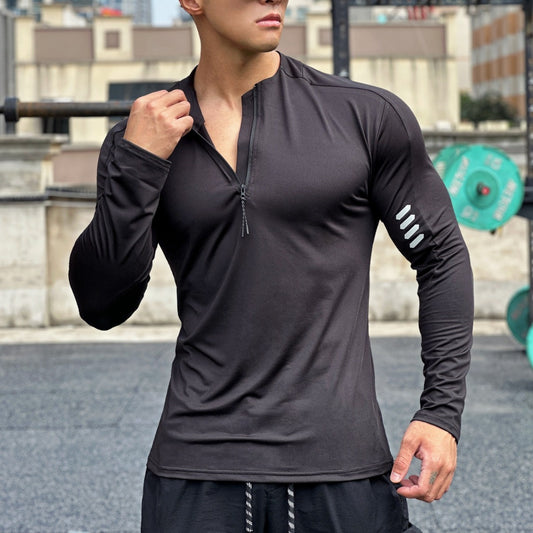 Functional long-sleeve shirt for men with high collar and innovative zipper Chic and Style