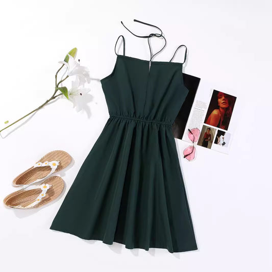 Robe d'été pour femmes avec bretelles spaghetti ajustables et cordon de taille élastique Chic und Stil