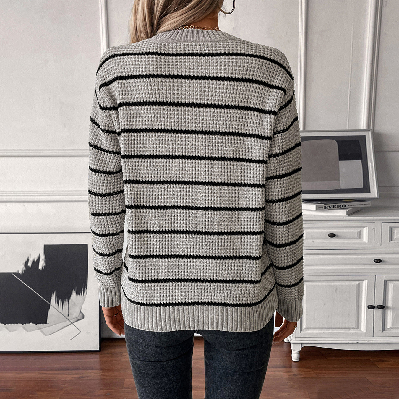 Pull léger pour femme en tricot avec un large motif rayé Chic und Stil