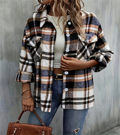 Veste en flanelle à carreaux pour femmes avec poches et boutonnière de bon goût Chic und Stil