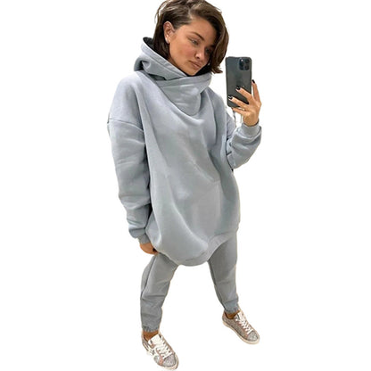 Chic and Style oversized hoodie and comfortable jogger pants set for women