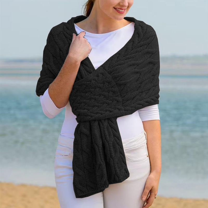 Knot scarf for women with structured twisted pattern Chic und Stil