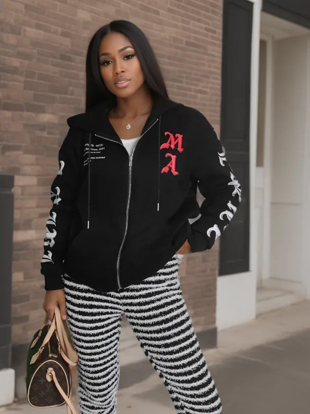 Dame Zip-Hoodie avec impression graphique unique et coupe décontractée Chic und Stil