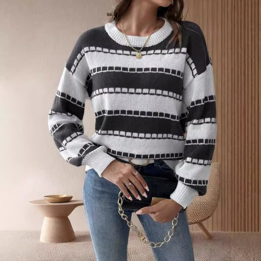 Pull décontracté rayé pour femmes avec une coupe confortable et des détails décoratifs Chic und Stil