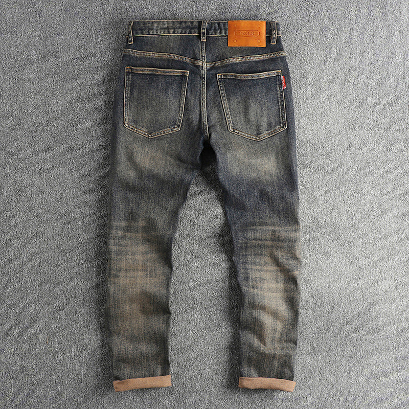 Slim fit jeans for men with a chic and stylish worn casual look