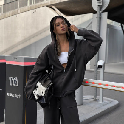 Oversized patterned hoodie set for women and wide jogging pants Chic und Stil