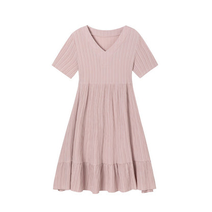 Robe fluide à volants pour femmes avec décolleté en V Chic und Stil
