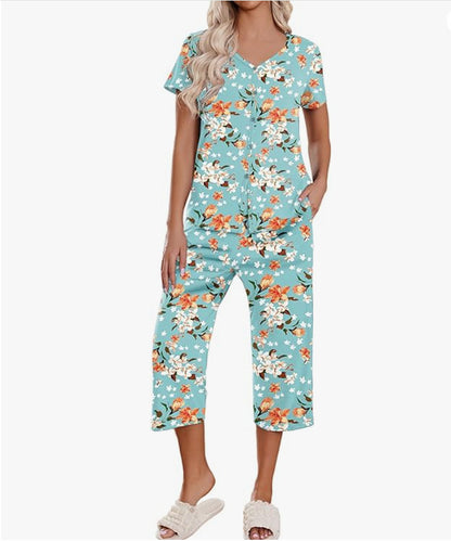 Women's pajamas set with short sleeves and comfortable pants Chic and Style