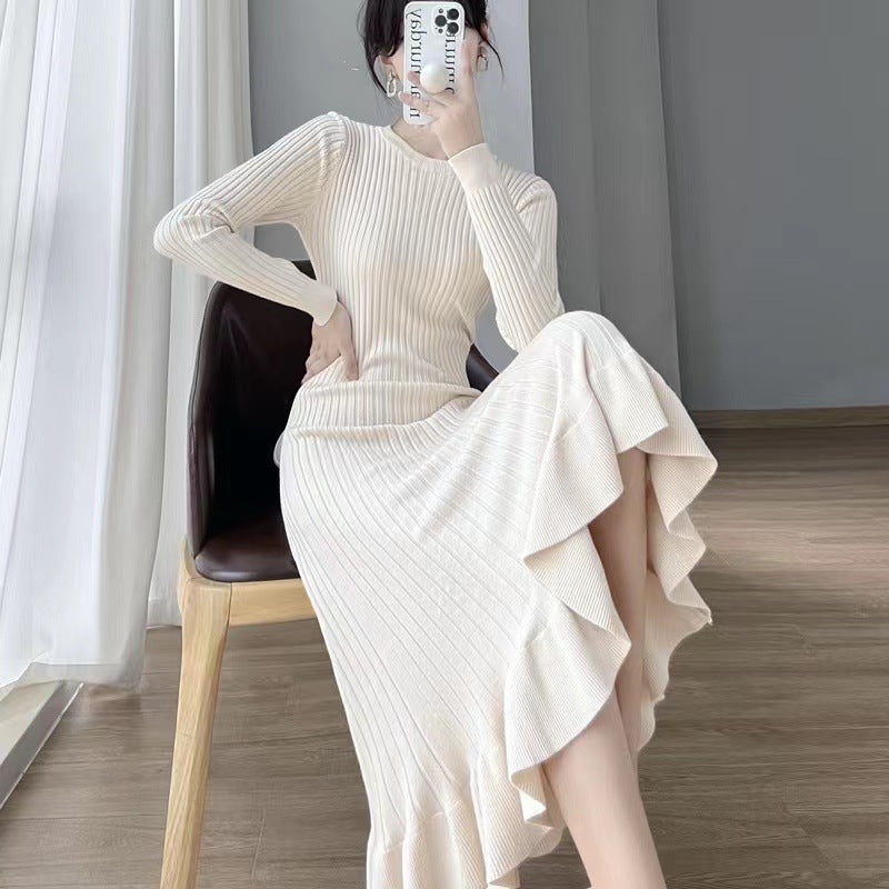 Robe en tricot pour femmes avec ourlet évasé et élégants détails en côtes Chic und Stil