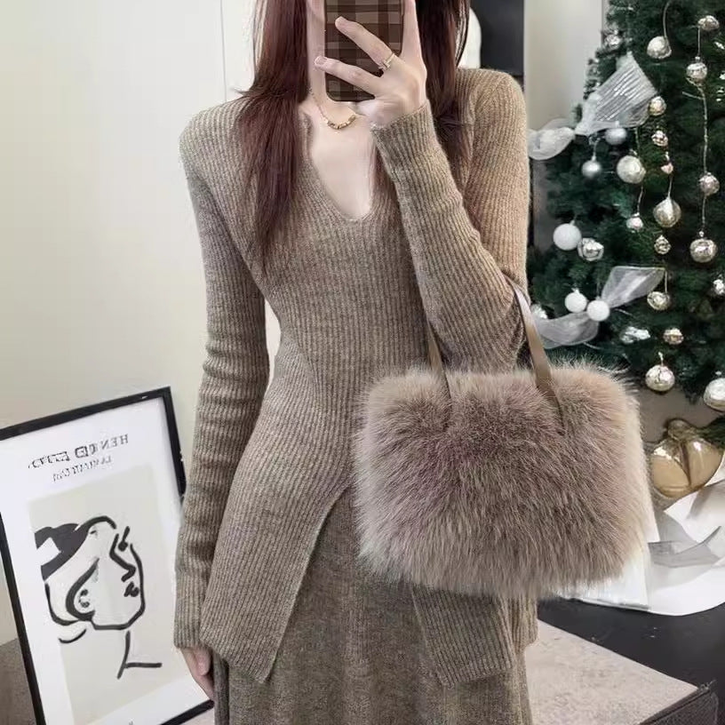 Robe en tricot pour dames avec une fente élégante et un design structuré Chic und Stil