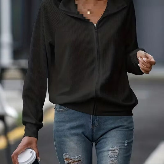 Veste zippée sportive pour femmes avec structure en côtes et élégant col montant Chic und Stil