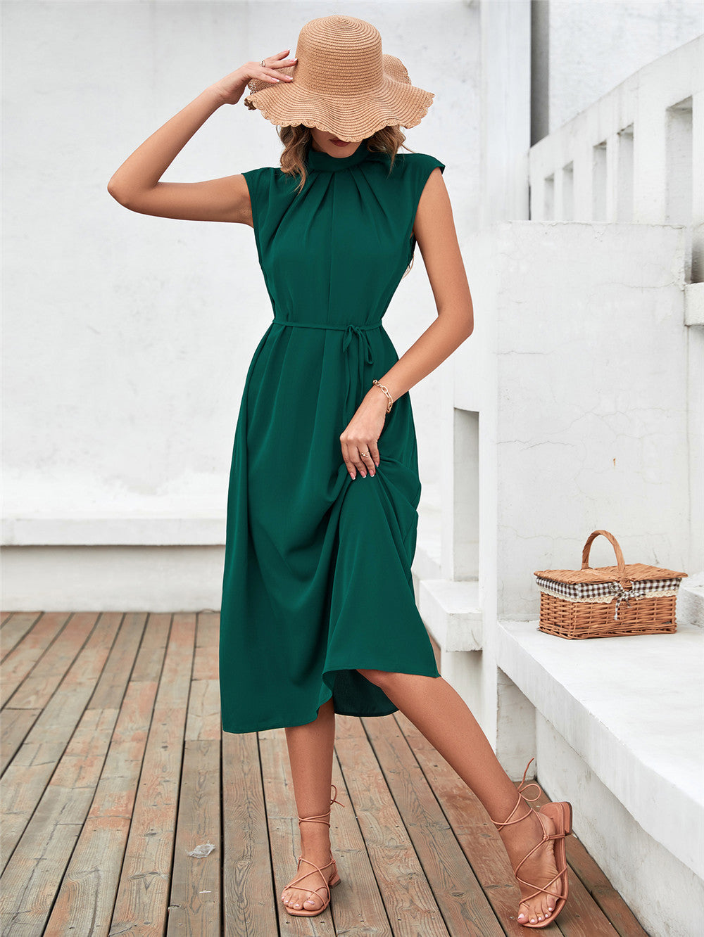 Dames Robe midi élégante avec ceinture à nouer et col classique Chic und Stil