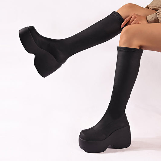 Bottes à plateau haute performance pour femmes avec design ergonomique et semelle antidérapante Chic und Stil