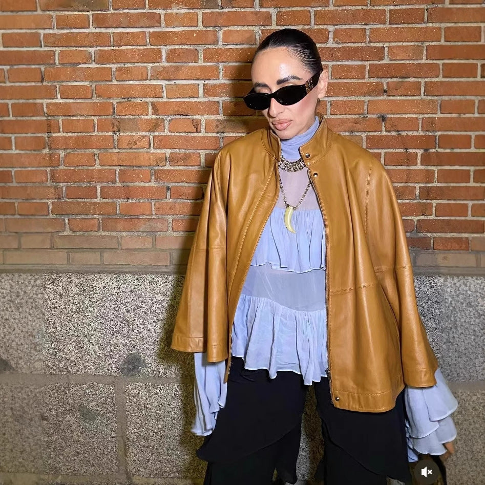 Chemisier à volants fluide pour femmes avec des détails élégants Chic und Stil