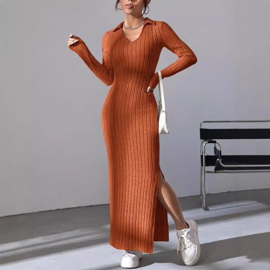 Robe en tricot pour femmes avec décolleté en V profond et fente latérale Chic und Stil