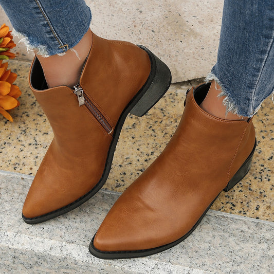 Bottes à talons aiguilles élégantes pour femmes avec un bout pointu et fermeture éclair latérale Chic und Stil