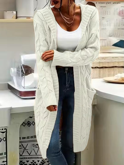 Dames gros tricot cardigan avec poches latérales et design en torsade structuré Chic und Stil