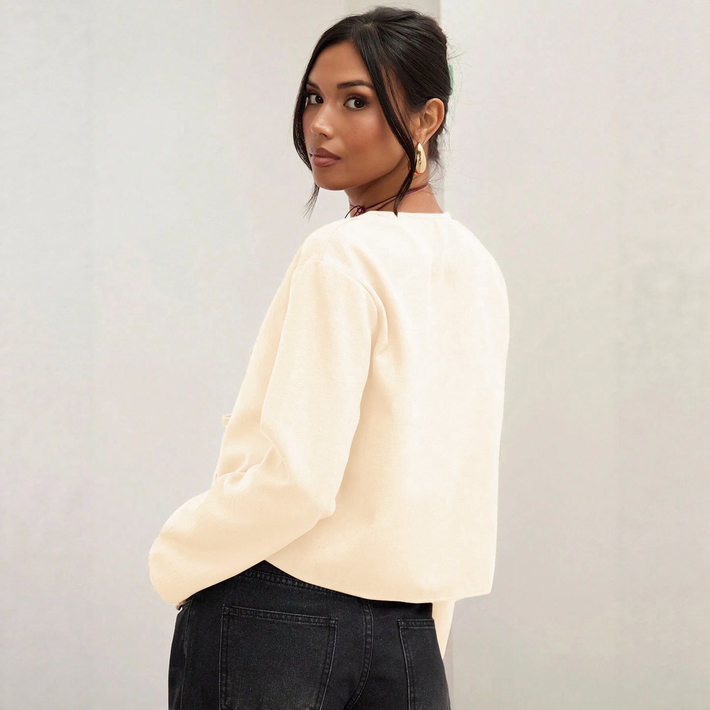 Blouse à manches courtes pour femmes avec nœud décoratif Chic und Stil