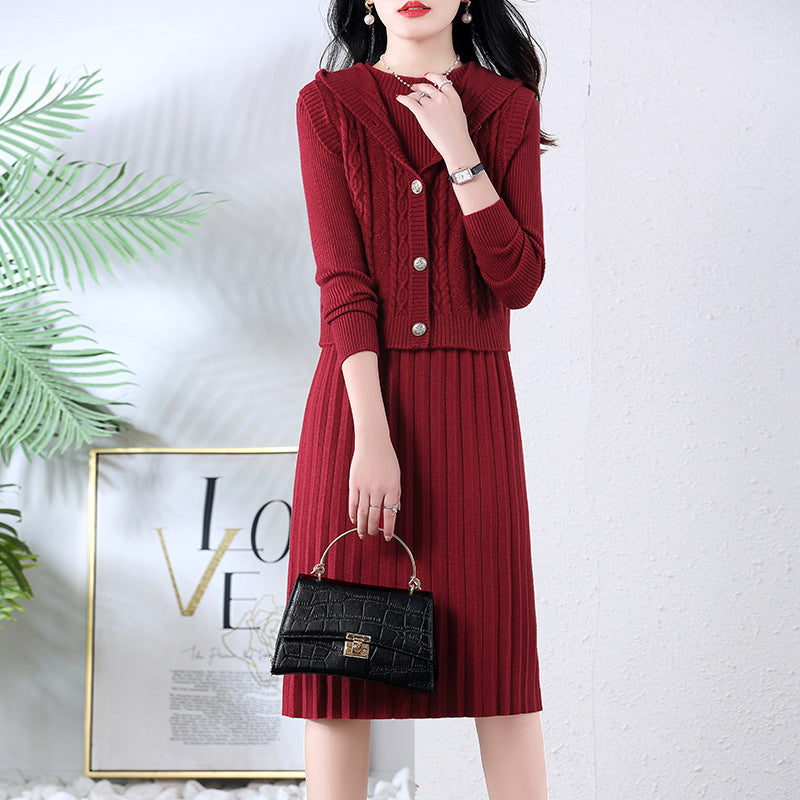 Robe en tricot élégante pour femmes avec grand col et détails de boutons Chic und Stil